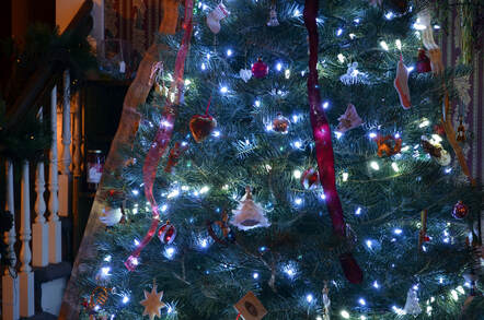Open year round and Candlelite Inn Bed & Breakfast is decorated and glowing with holiday cheer.